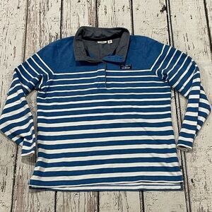 LL Bean Blue and White Nautical Look Pullover Long Sleeve Shirt
